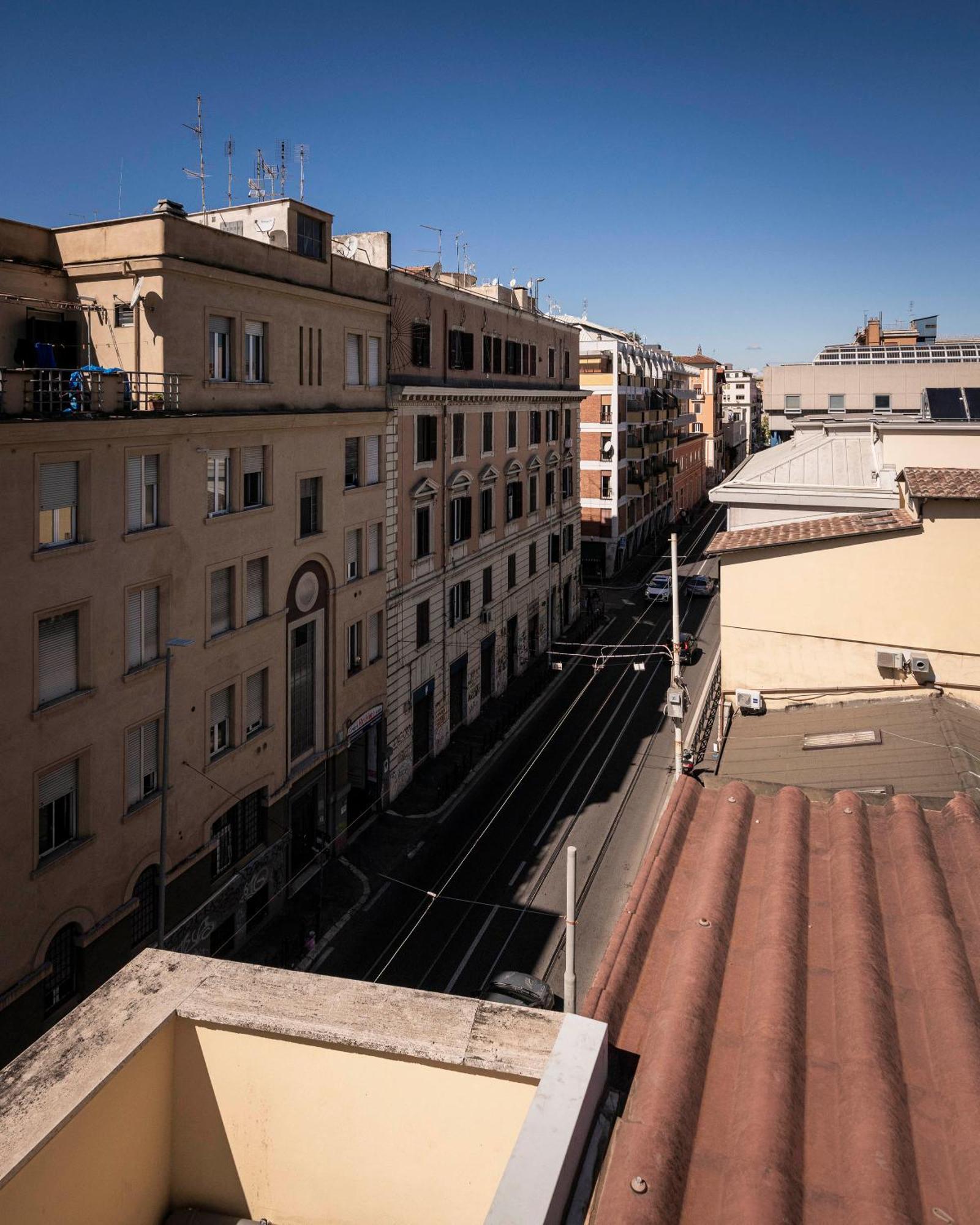 Zen Guest House Liv'In San Lorenzo Rome Bagian luar foto