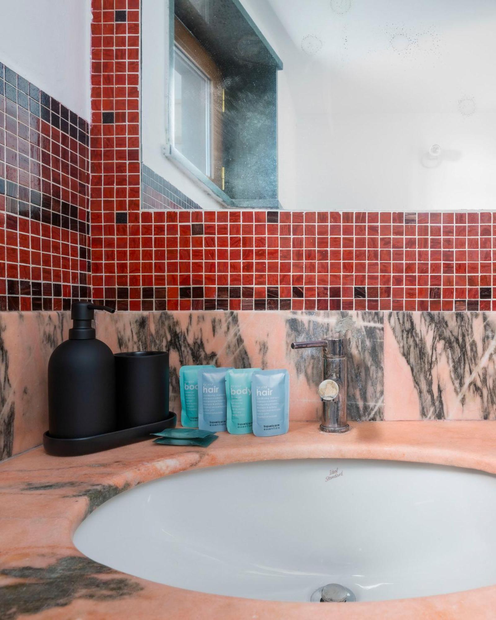 Zen Guest House Liv'In San Lorenzo Rome Bagian luar foto